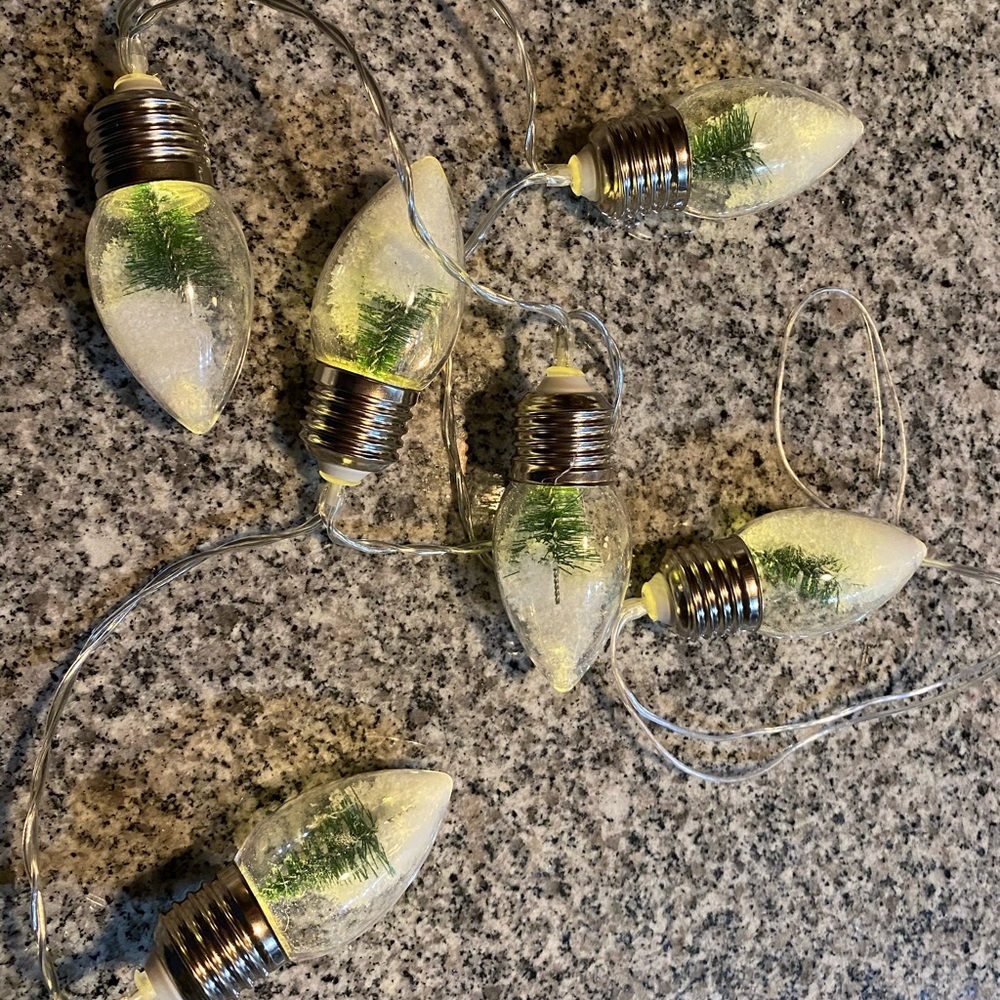 Target Bullseye Pen Snowglobe Lights